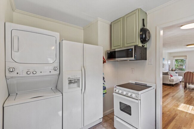 Building Photo - 507 Grahamwood Dr
