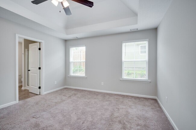 Building Photo - 3 Bedroom 2 Bathroom Home in Haynes Station