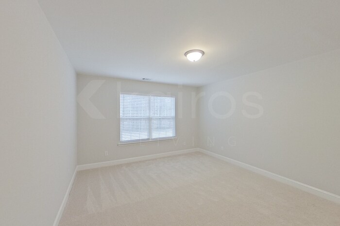 Building Photo - 108 Western Red Cedar Dr