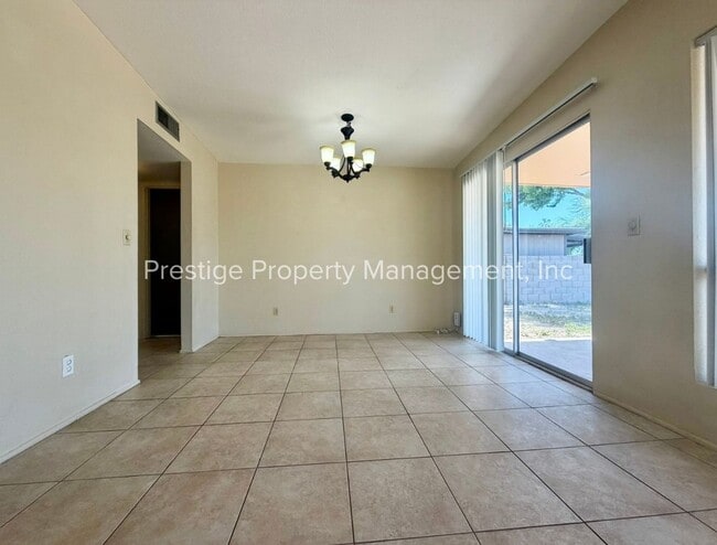 Building Photo - 2618 S Camino Seco