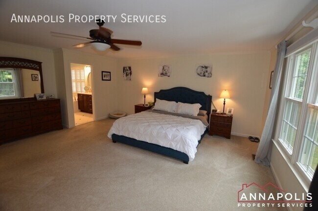 Building Photo - 314 Rosslare Dr