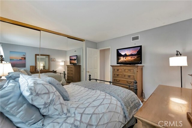 Building Photo - 23941 Frigate Dr