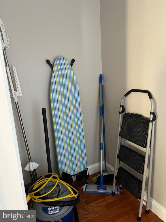 Building Photo - 23930 Brickhouse Farm Ln