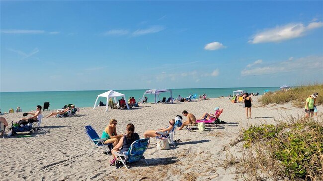 Building Photo - 360 Base Ave E