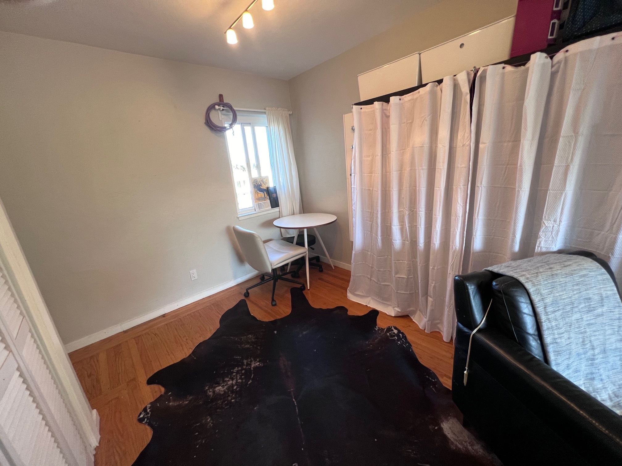 Office/3rd Bedroom - 1482 Innes Avenue