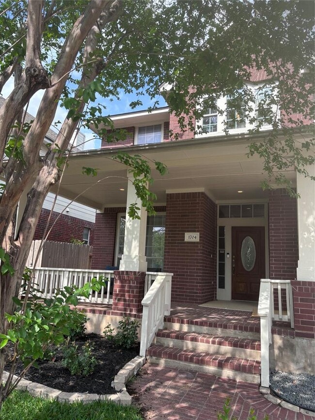 Building Photo - 1704 Lynnville Trail