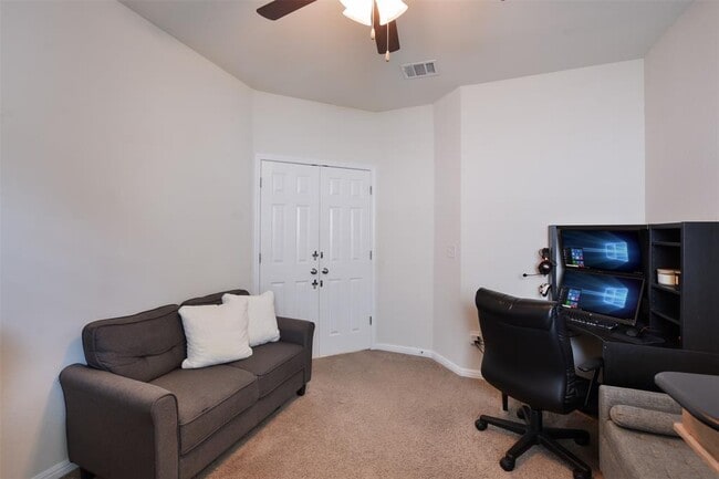 Building Photo - 216 Walkup Ln