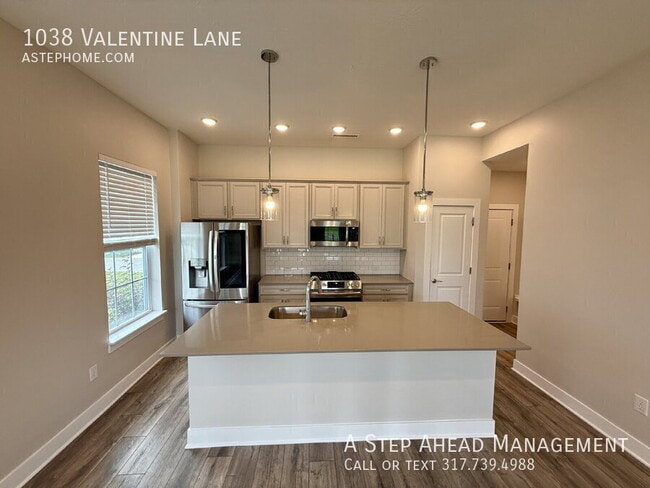 Building Photo - 1038 Valentine Ln