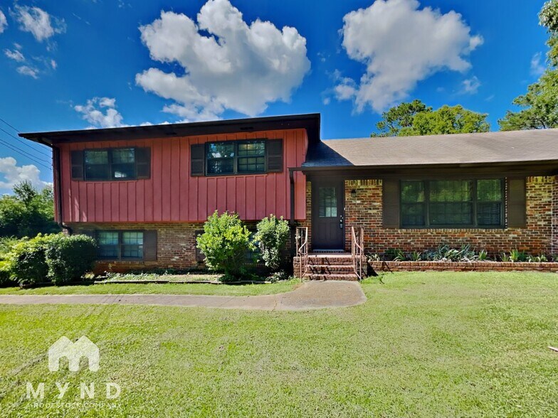 Primary Photo - 916 Pine Hill Rd
