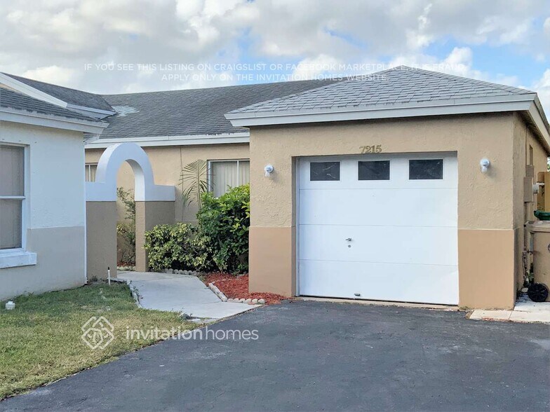 Primary Photo - 7215 SW 42nd Ct