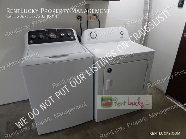 Building Photo - 33033 22nd Pl S