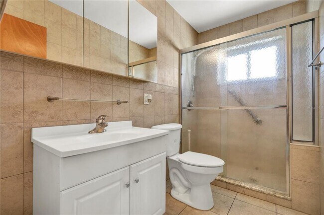 Building Photo - 2675 East Bay Isle Dr SE