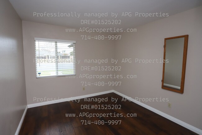 Building Photo - 2428 E Katella Ave