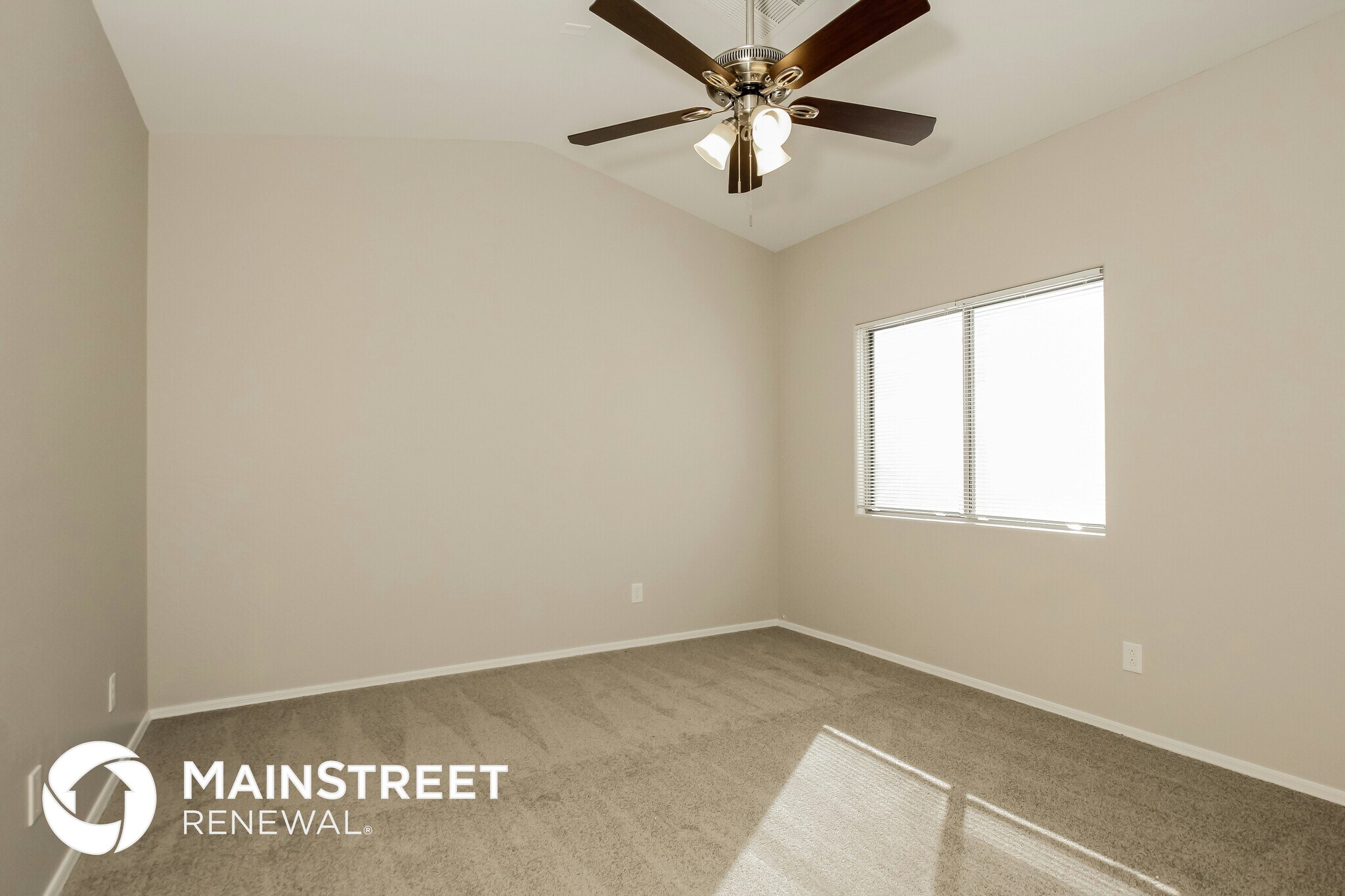 Building Photo - 22014 N 29th Dr