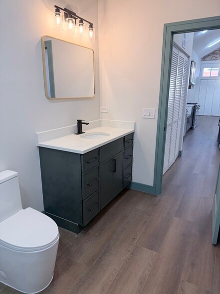 Building Photo - 1806 S Jefferson St