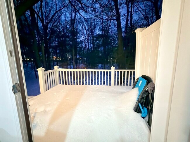 Building Photo - 143 Broad St