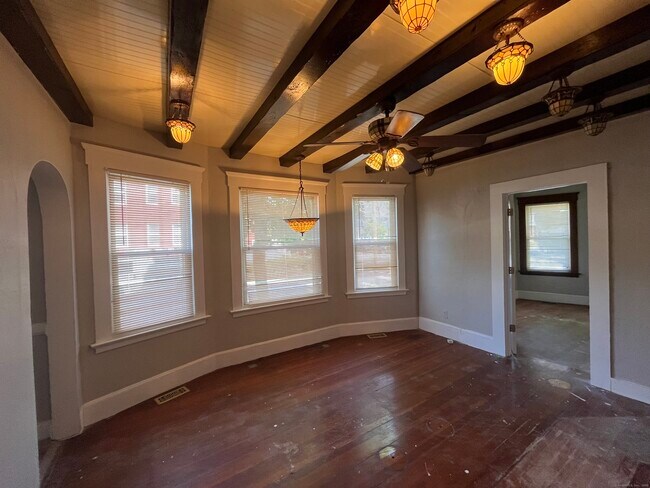 Primary Photo - 67 Judson Ave