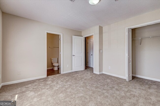 Building Photo - 279 Christian's Walk