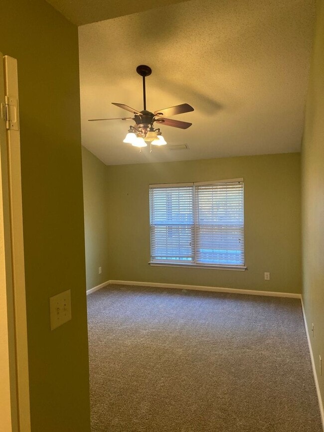 Building Photo - Harborview 2-Story Townhouse with Spacious Layout & Community Pool Access