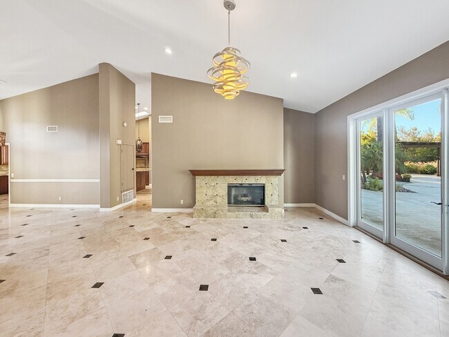 Building Photo - 14212 Sandhill Rd