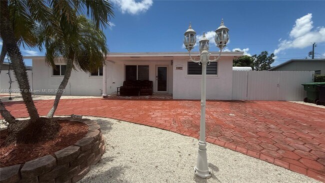 Primary Photo - 11822 SW 185th Terrace