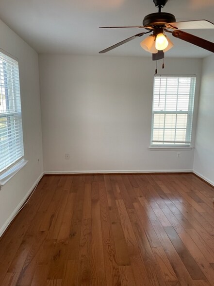 Building Photo - 3601 Lupton Ct