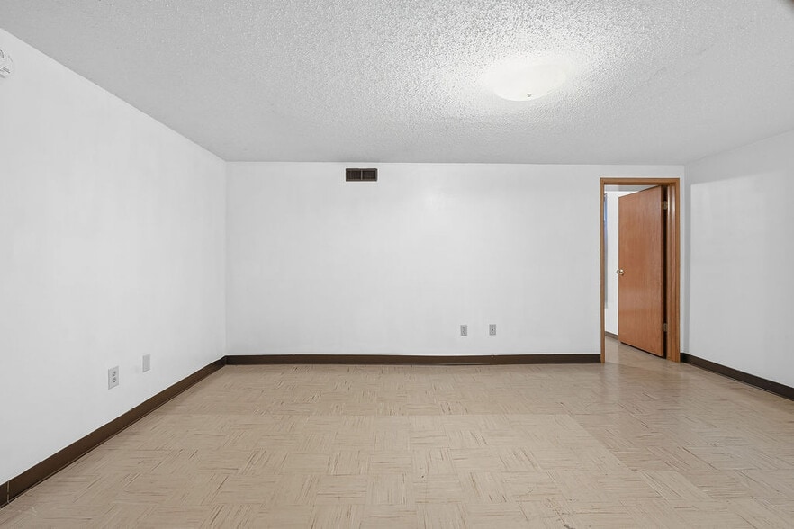 Basement Rec-Room - 12202 E 10th Ave