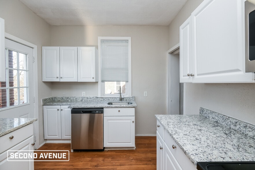 Building Photo - 5118 Delford St