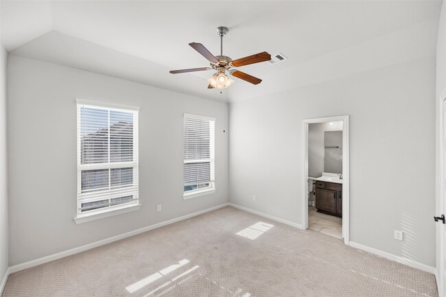 Building Photo - 11909 Primrose Creek Trail