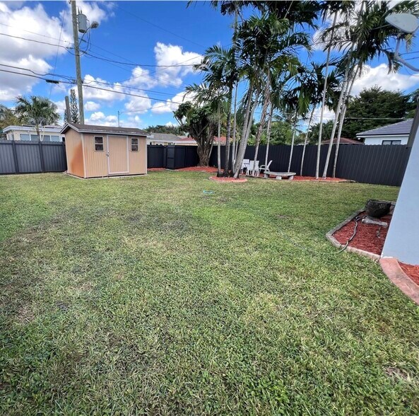 Building Photo - 189 Glendale Dr