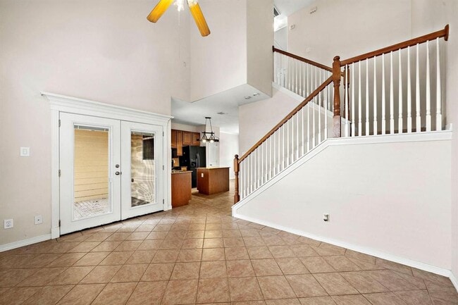 Building Photo - 816 Sterling Creek Cir