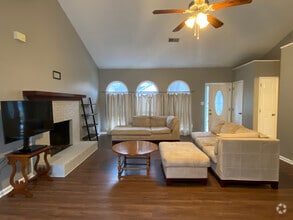 Building Photo - Room in House on Hathshire Dr