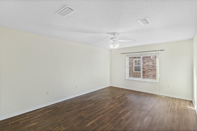 Building Photo - 8778 Faye Ct