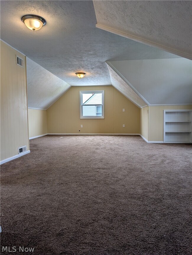 Building Photo - 1678 Byron Dr