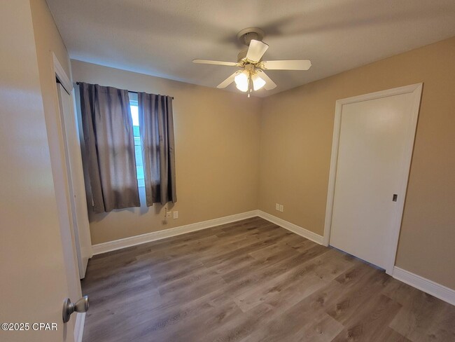 Building Photo - 3136 Lawton Ct