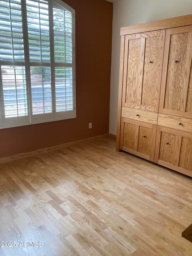 Building Photo - 85 S Sagebrush Way