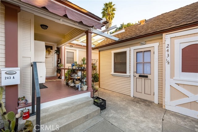 Building Photo - 243 N Grand St