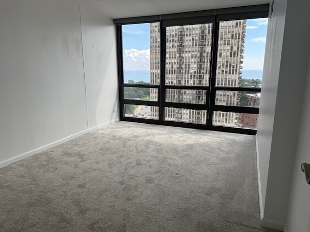 Building Photo - 1636 N Wells St