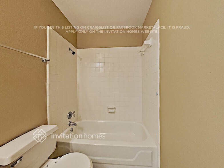 Building Photo - 304 Stringer Dr