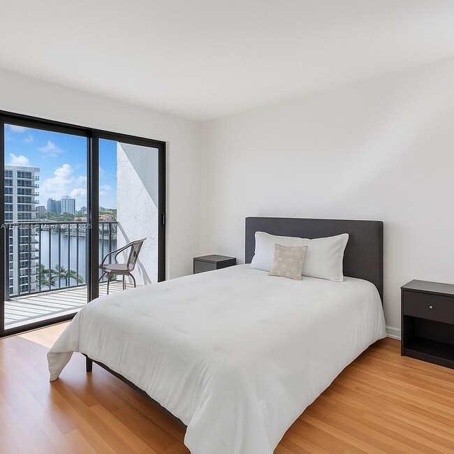 Building Photo - 1201 S Ocean Dr