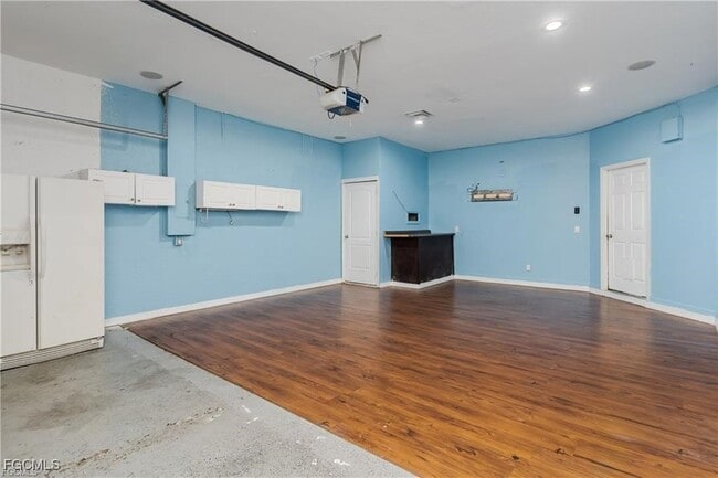 Building Photo - 8134 Silver Birch Way