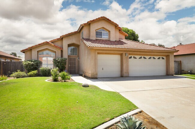 Building Photo - 10205 Single Oak Dr