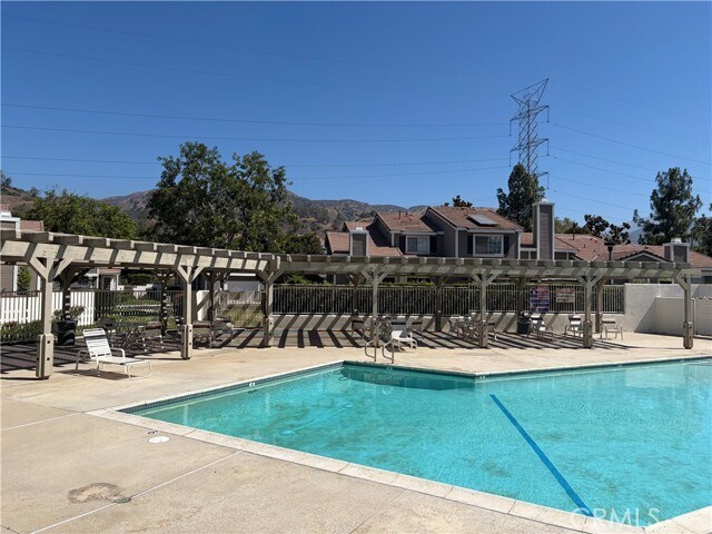 Building Photo - 549 Canyon Hill Rd