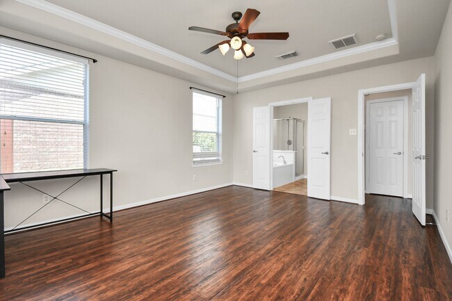 Building Photo - 8627 Sweet Pasture Dr