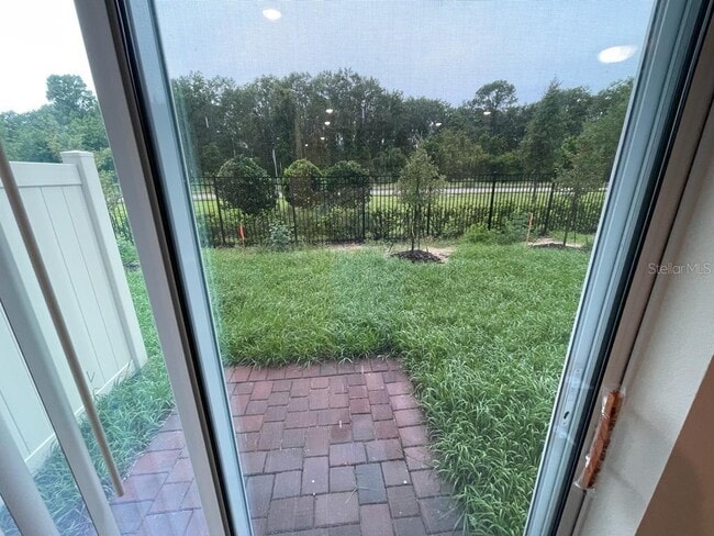 Building Photo - 418 Legacy Lp