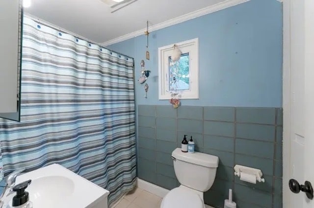 Building Photo - 31 Eton Ave