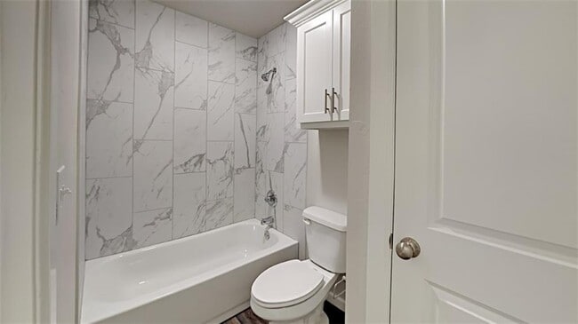 Building Photo - 485 Hardesty Dr