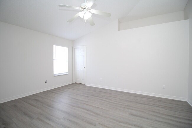 Building Photo - Coming March 14th — Stunning 4-Bed, 2-Bath Sunset Estates Home with Open-Concept Living, Chef’s K...