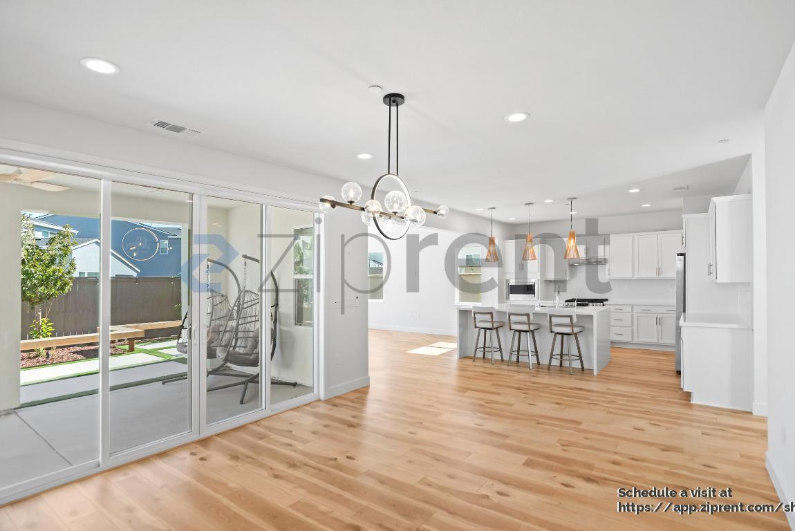 Building Photo - 4124 Maddy Ave