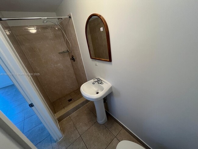 Building Photo - 9399 W 33rd Ln